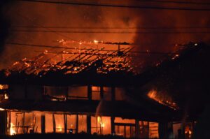 火事の後片付けの費用について・片付ける前にやるべきこととともに解説